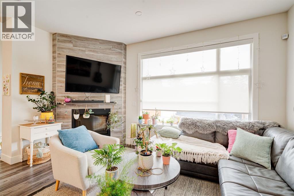 Single Family House for Sale in   Street Street Forest Lawn Calgary 