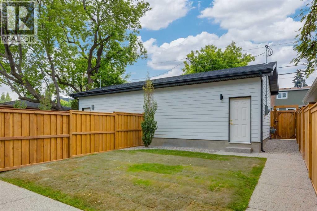 Single Family House for Sale in   Avenue NW Mount Pleasant Calgary 