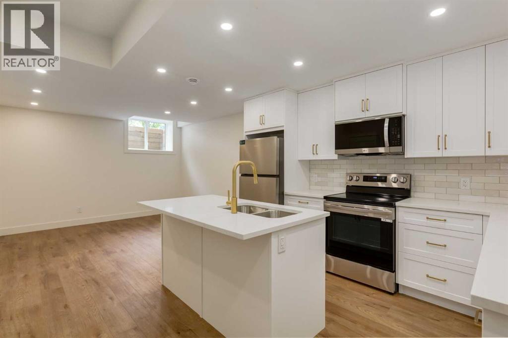 Single Family House for Sale in   Avenue NW Mount Pleasant Calgary 