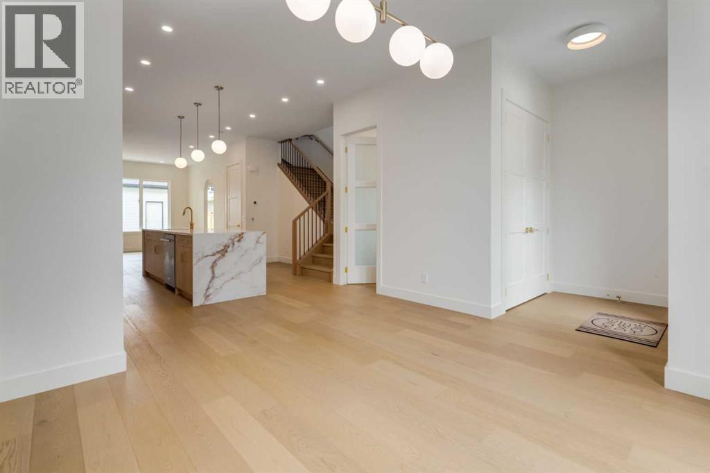 Single Family House for Sale in   Avenue NW Mount Pleasant Calgary 