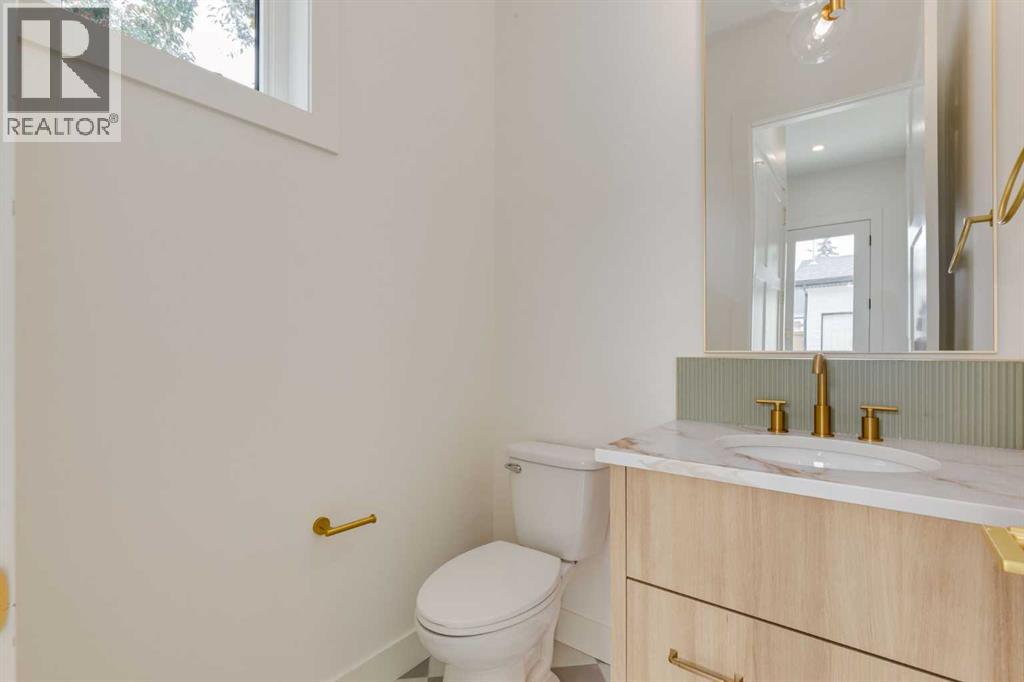Single Family House for Sale in   Avenue NW Mount Pleasant Calgary 