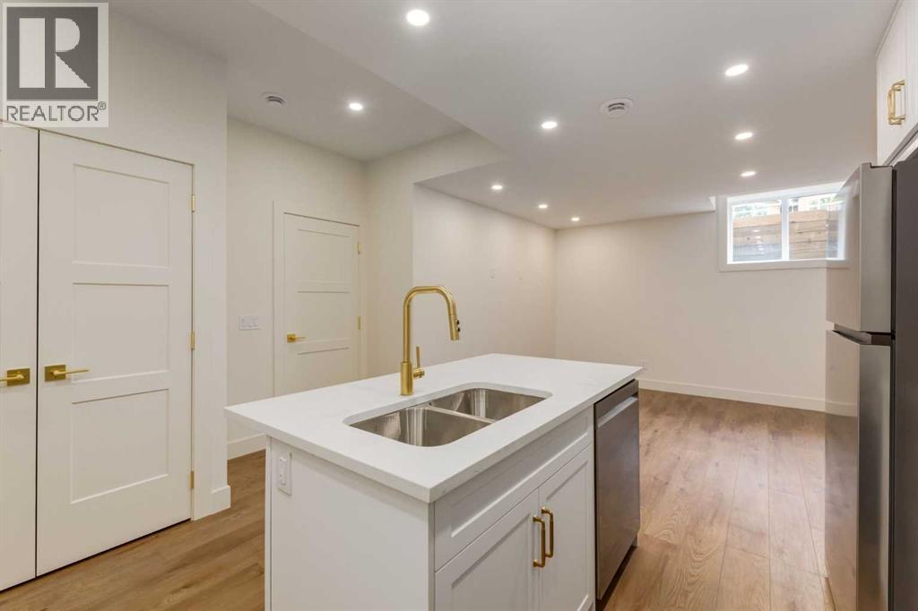 Single Family House for Sale in   Avenue NW Mount Pleasant Calgary 