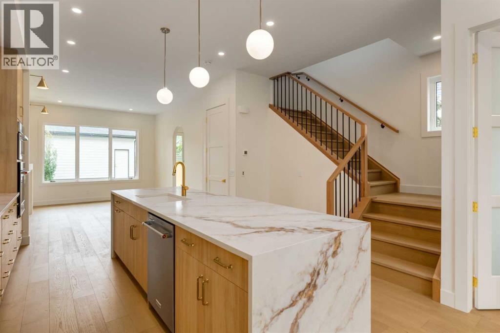 Single Family House for Sale in   Avenue NW Mount Pleasant Calgary 