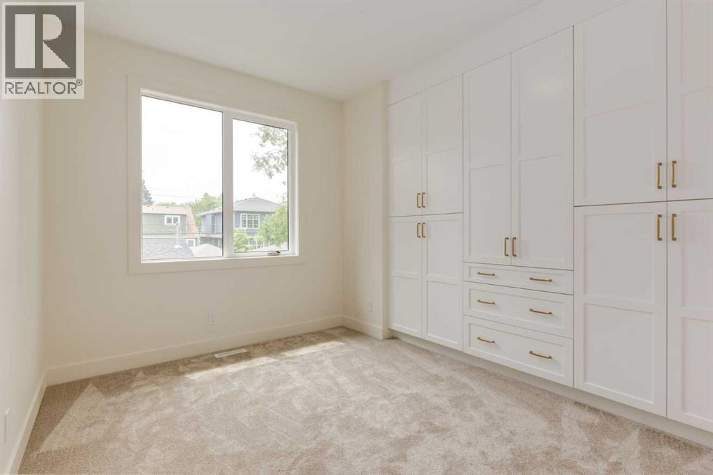 Single Family House for Sale in   Avenue NW Mount Pleasant Calgary 