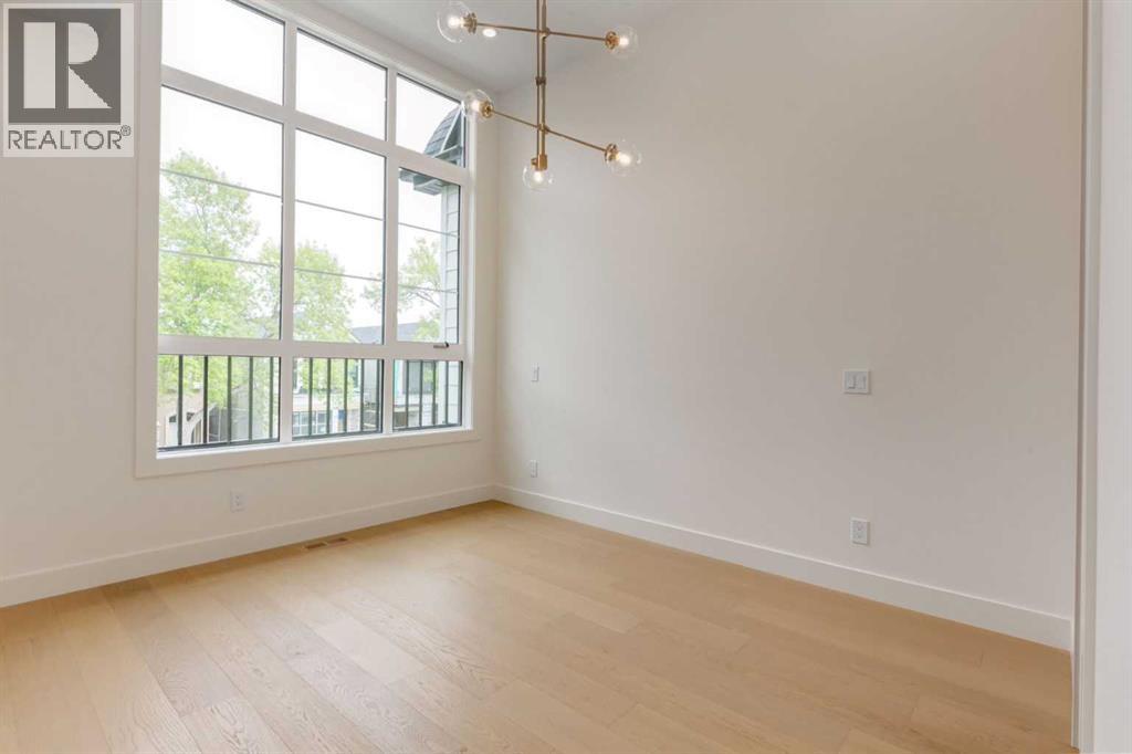 Single Family House for Sale in   Avenue NW Mount Pleasant Calgary 