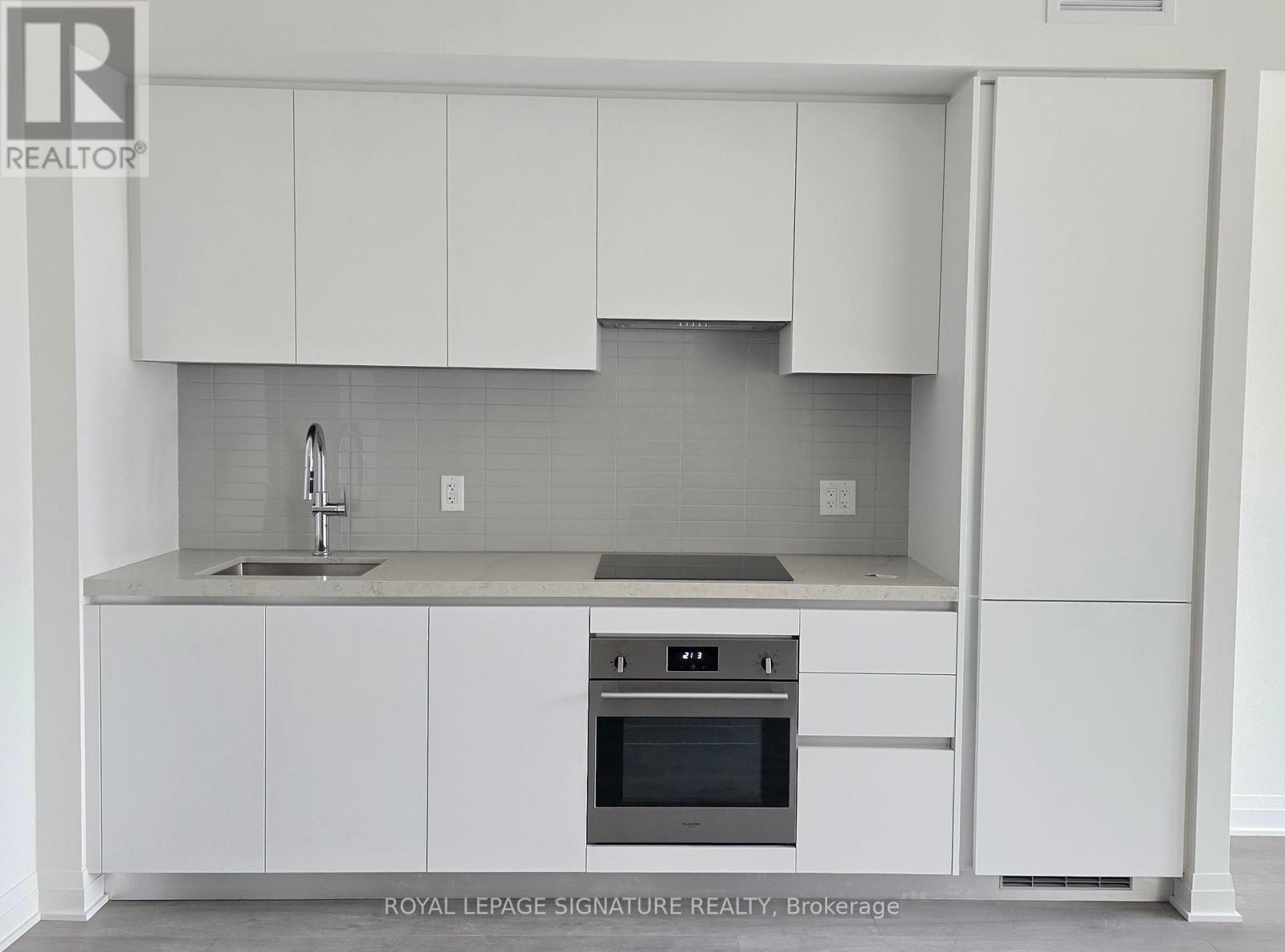Photo 7 of 901 4015 The Exchange, Mississauga ON