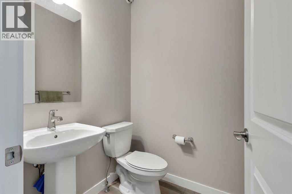 Single Family House for Sale in  Creekstone Row SW Pine Creek Calgary 