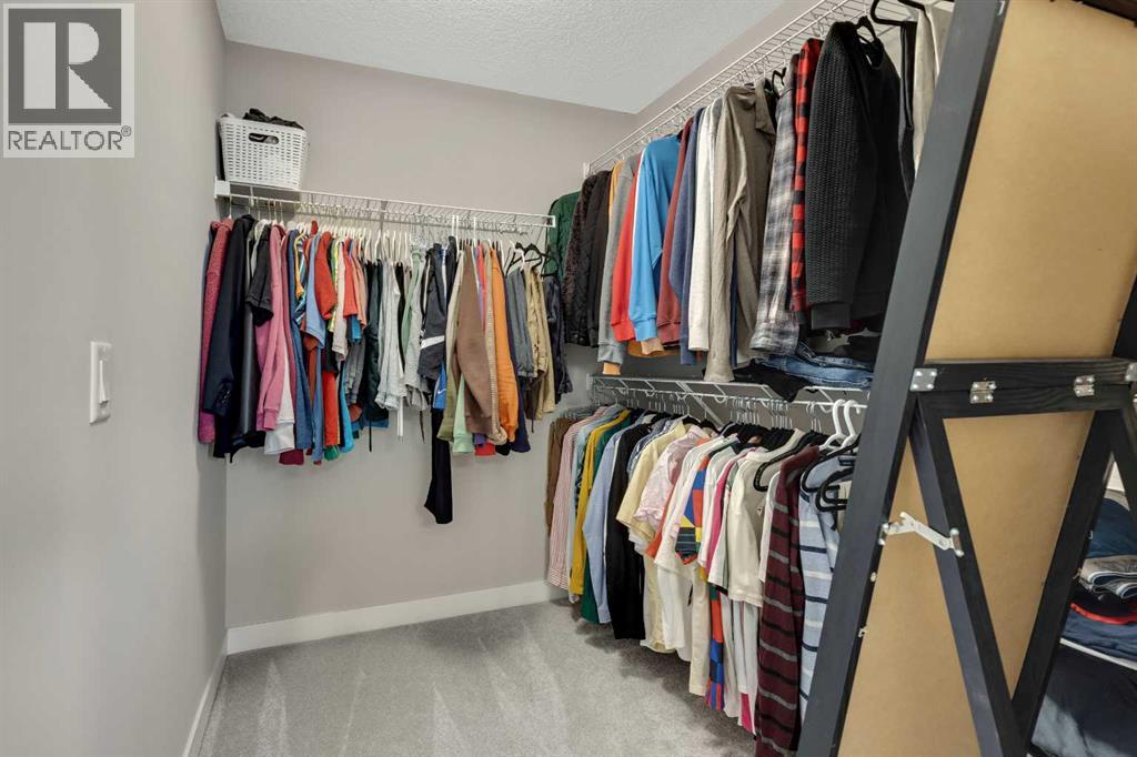 Single Family House for Sale in  Creekstone Row SW Pine Creek Calgary 