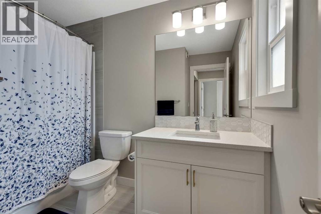 Single Family House for Sale in  Creekstone Row SW Pine Creek Calgary 