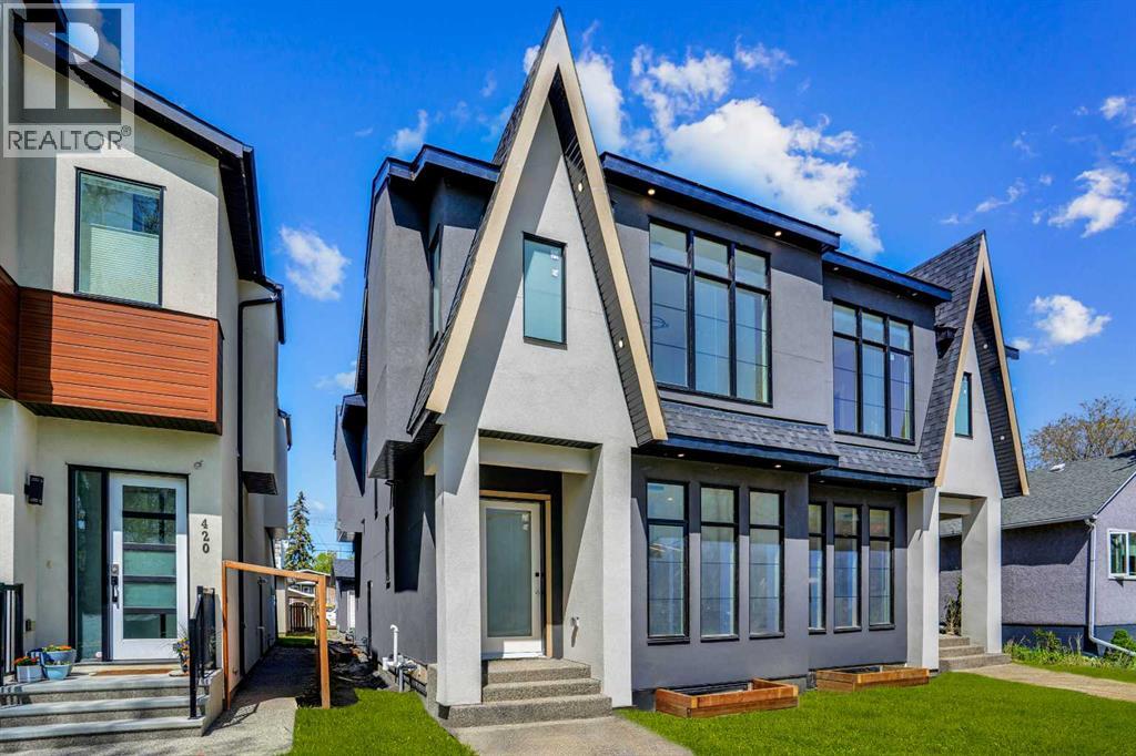 Single Family House for Sale in   Avenue NE Renfrew Calgary 