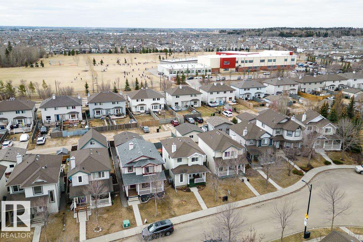 Photo 29 of 20141 53 Av Nw, Edmonton AB