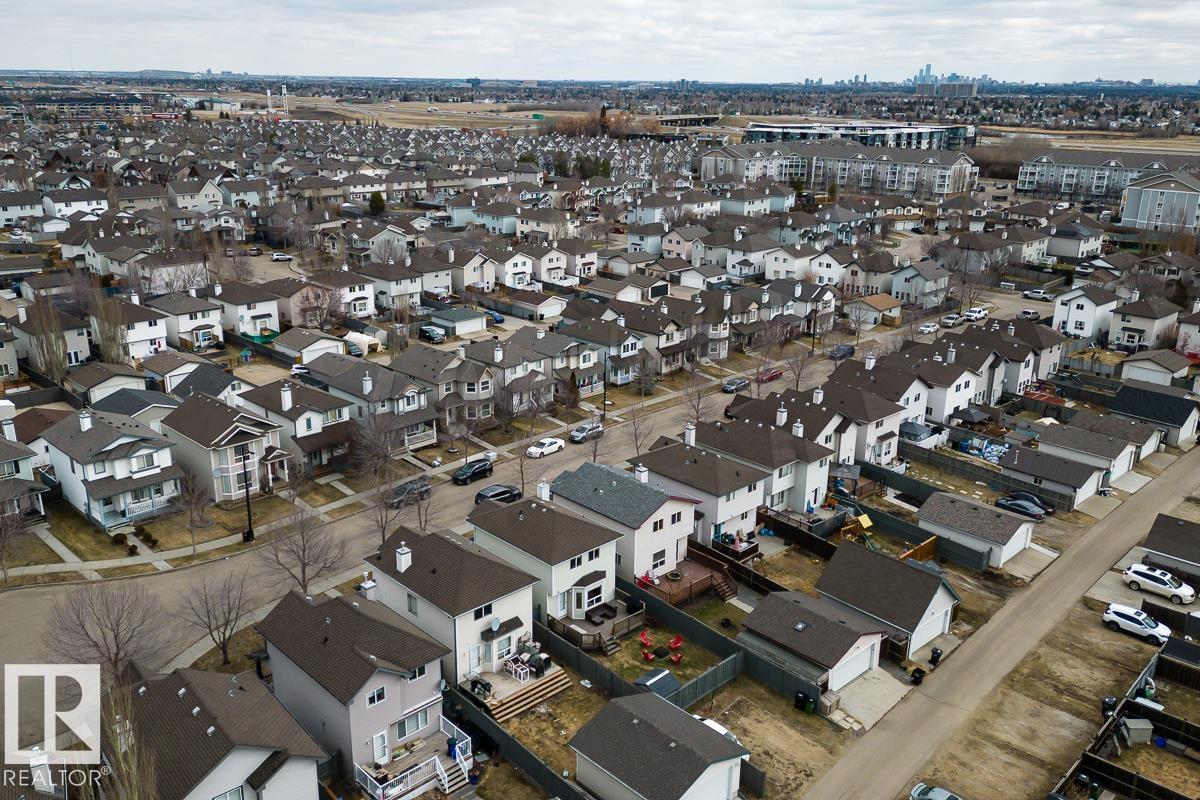 Photo 41 of 20141 53 Av Nw, Edmonton AB