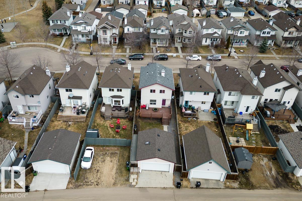Photo 3 of 20141 53 Av Nw, Edmonton AB