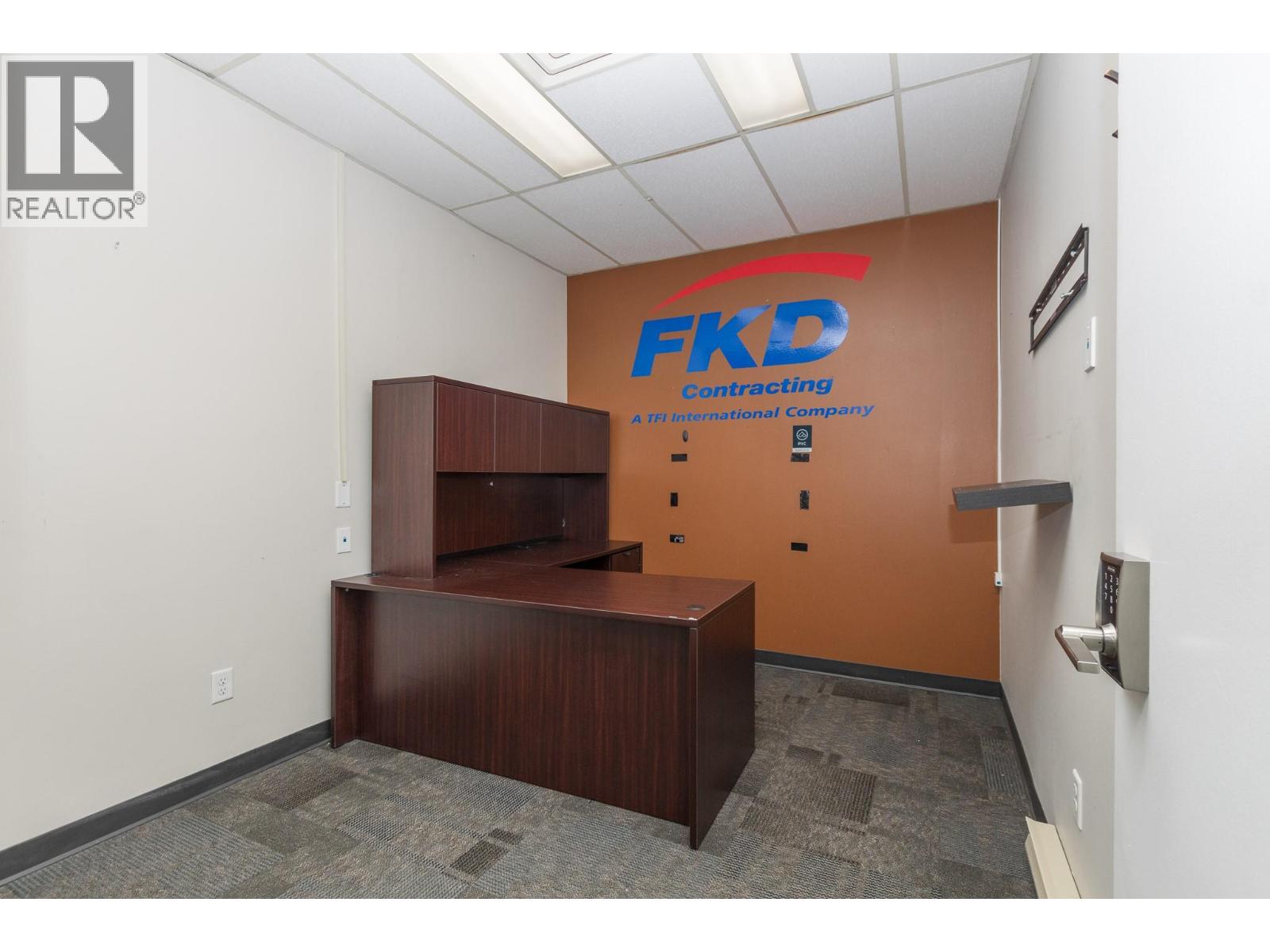 Photo 12 of 40 Lakeshore Drive Ne Unit 202 208, Salmon Arm BC