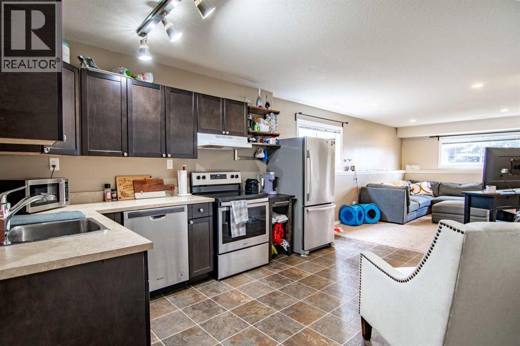 Photo 22 of 21 Ralston Crescent, Red Deer AB