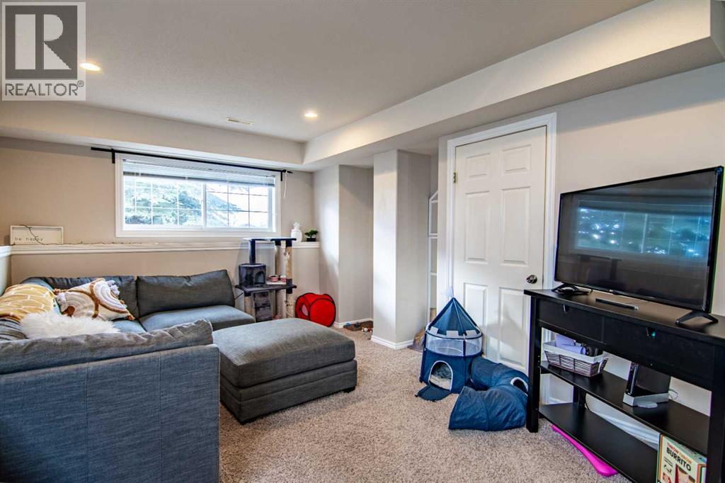 Photo 25 of 21 Ralston Crescent, Red Deer AB