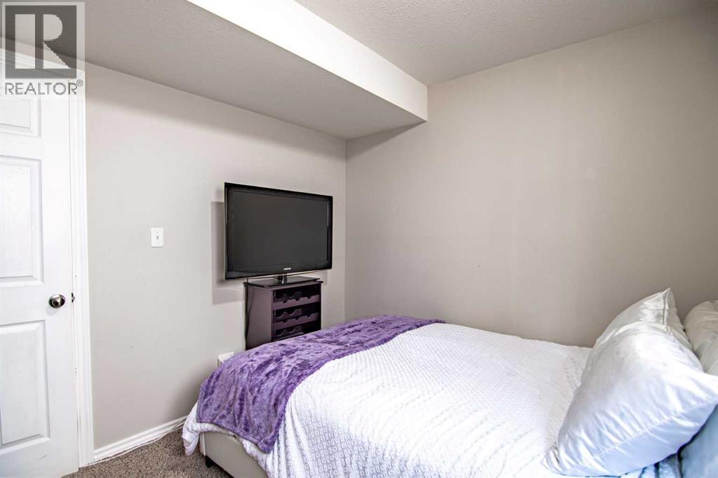 Photo 33 of 21 Ralston Crescent, Red Deer AB