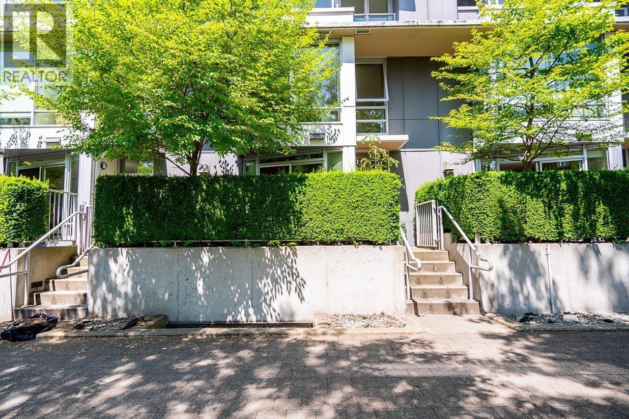 Photo 5 of 106 980 Cooperage Way, Vancouver BC