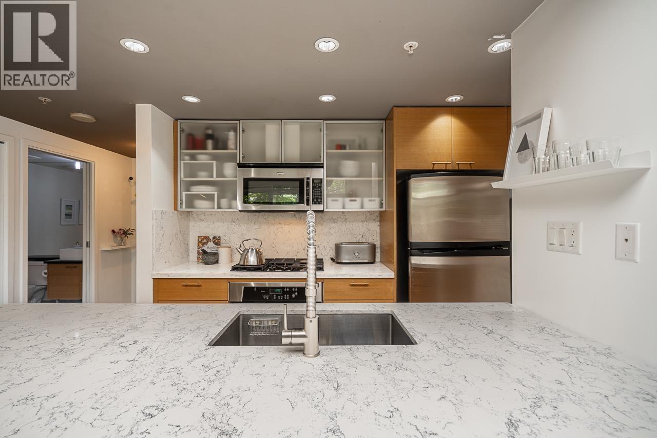 Photo 13 of 106 980 Cooperage Way, Vancouver BC