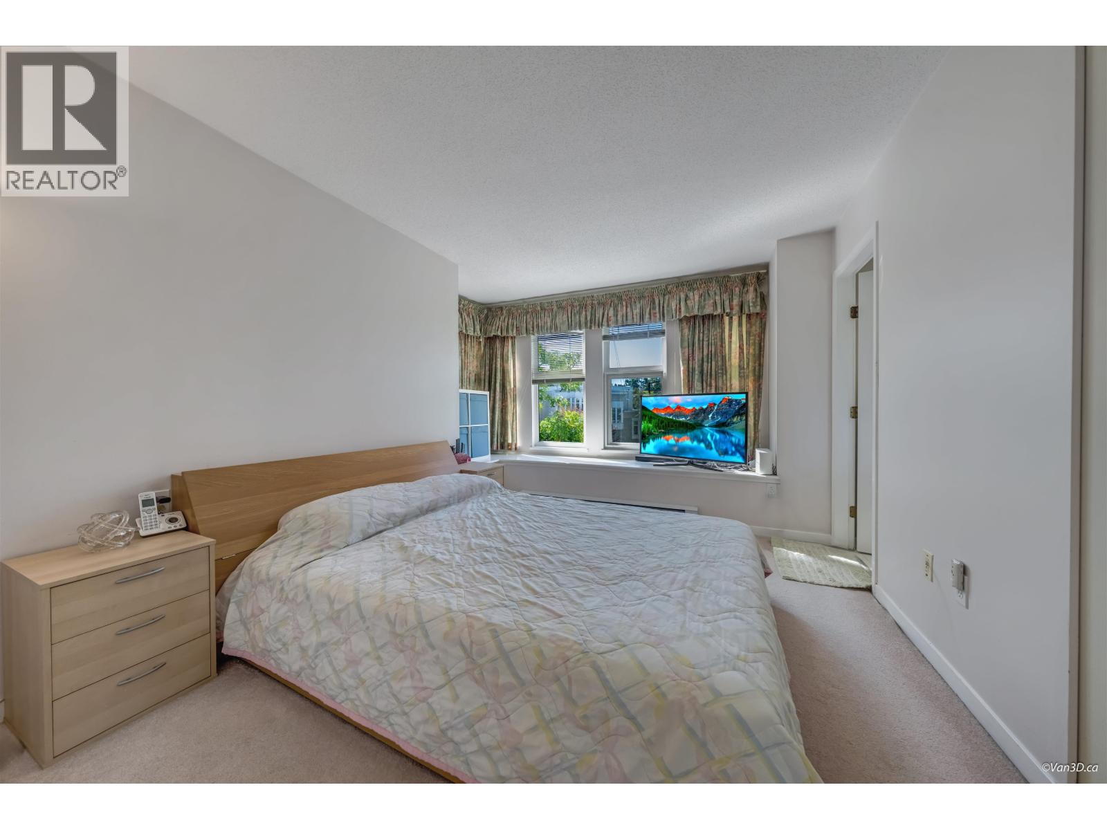 Photo 12 of 23 12331 Mcneely Drive, Richmond BC