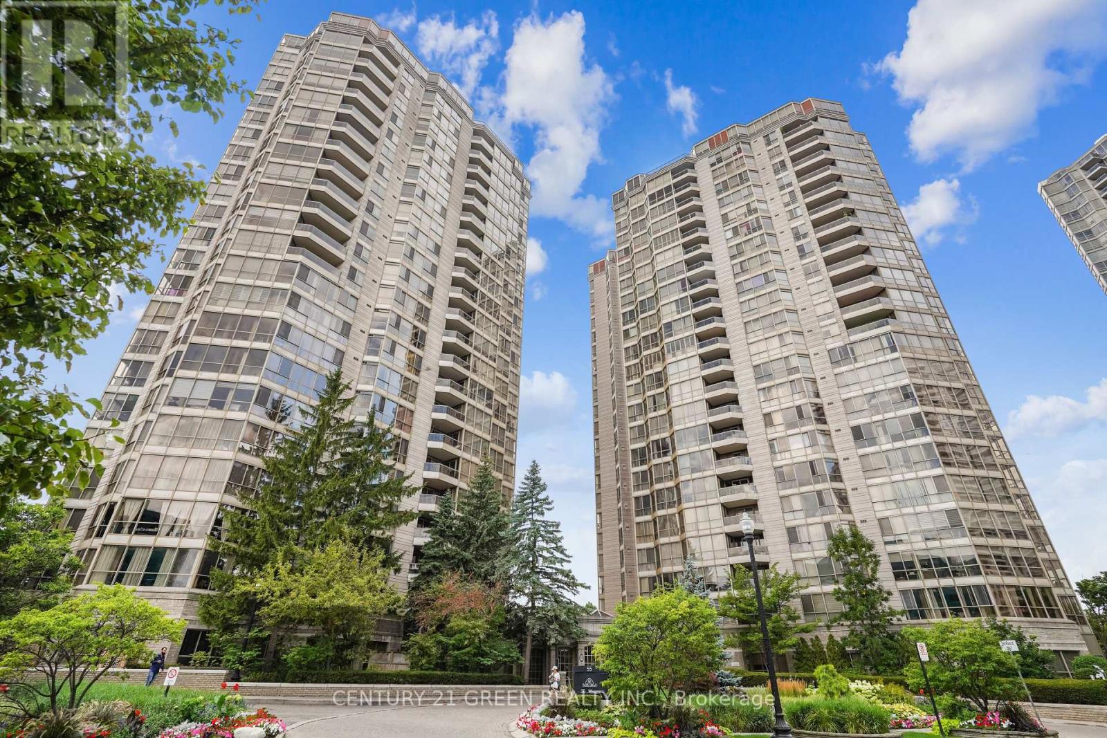 Photo 1 of 613 55 Kingsbridge Garden Circle, Mississauga ON