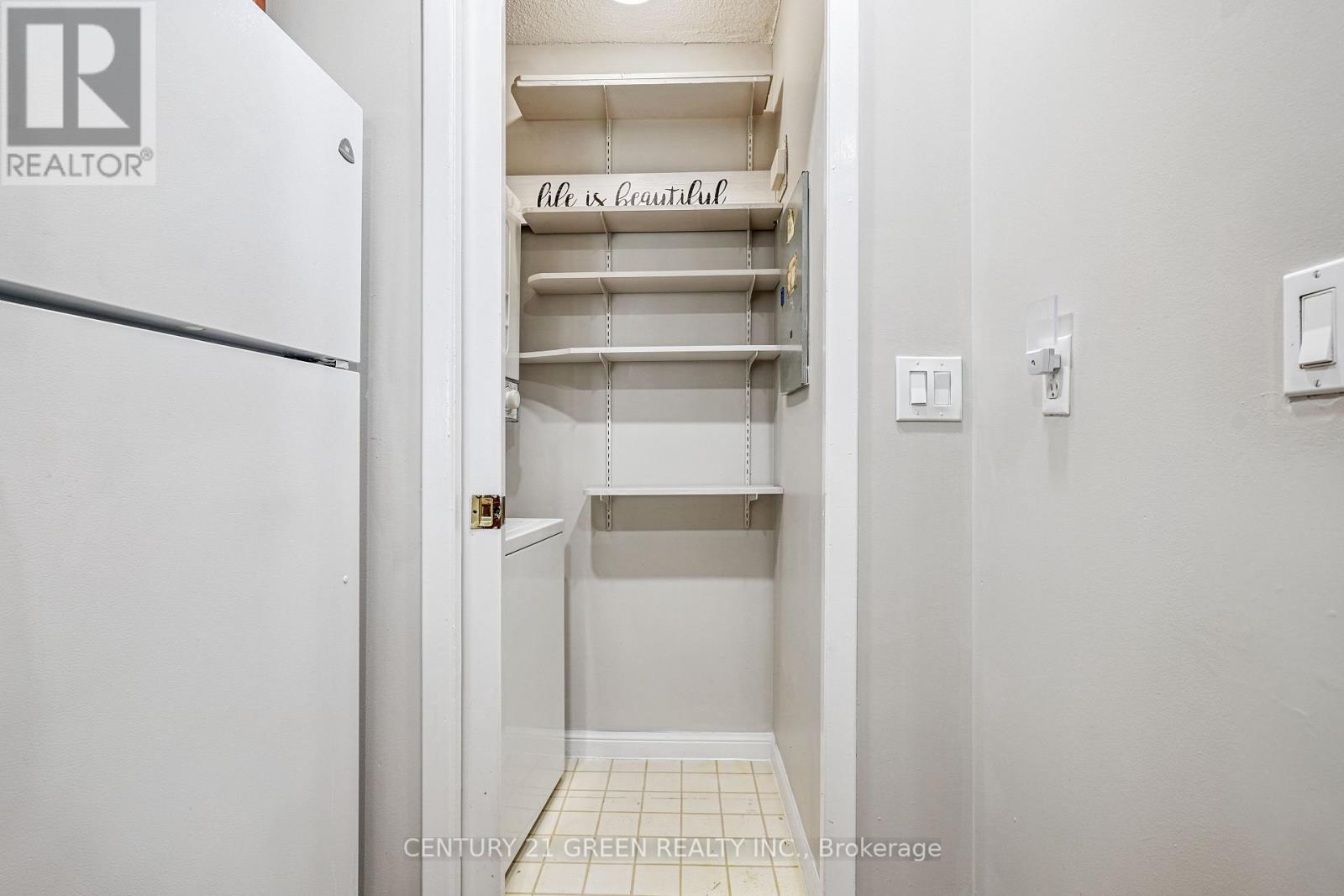 Photo 19 of 613 55 Kingsbridge Garden Circle, Mississauga ON