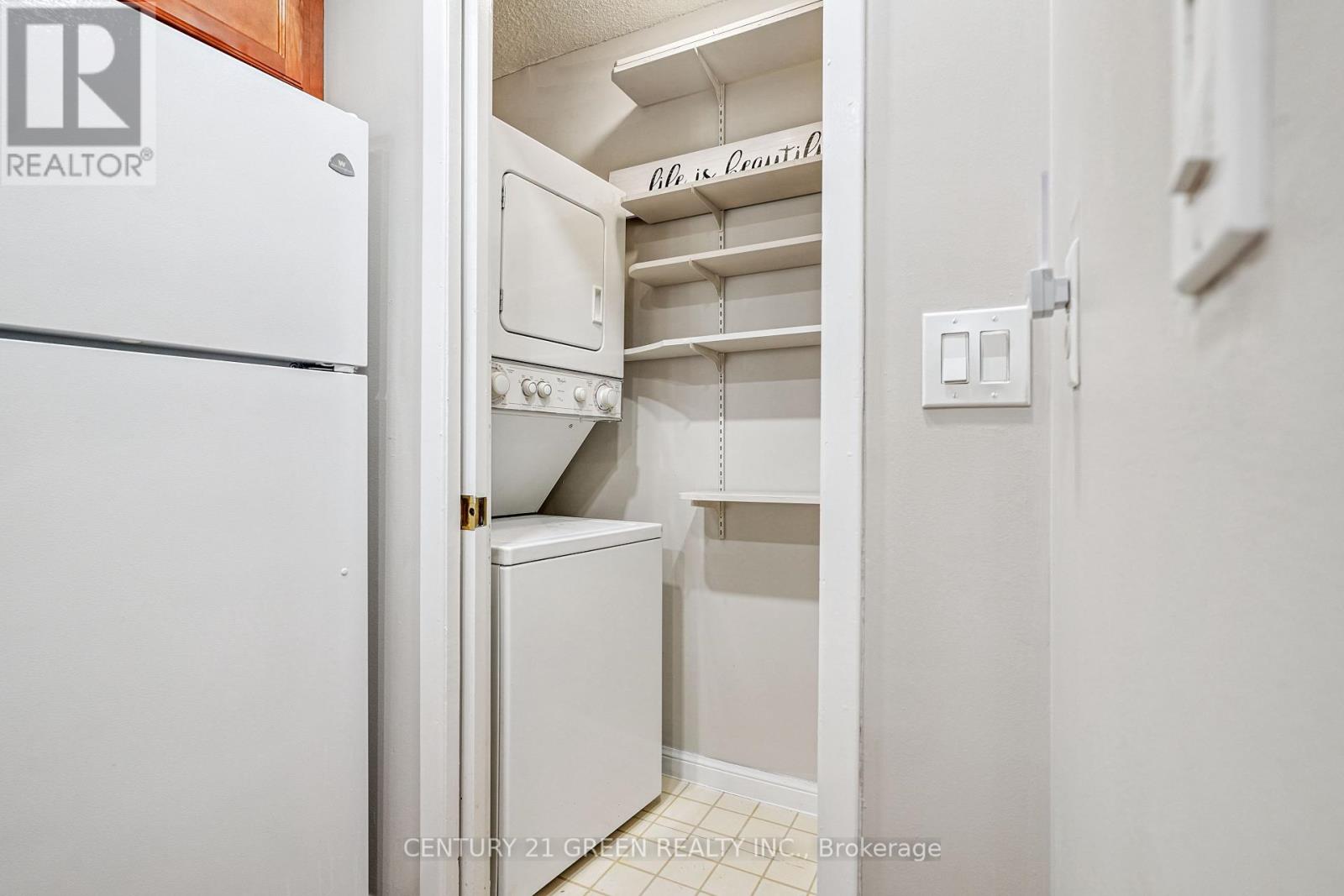 Photo 20 of 613 55 Kingsbridge Garden Circle, Mississauga ON