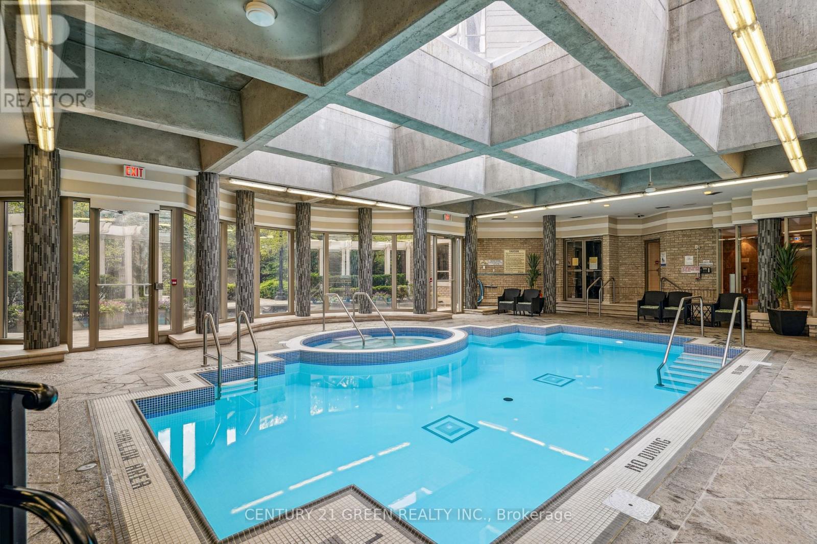 Photo 26 of 613 55 Kingsbridge Garden Circle, Mississauga ON