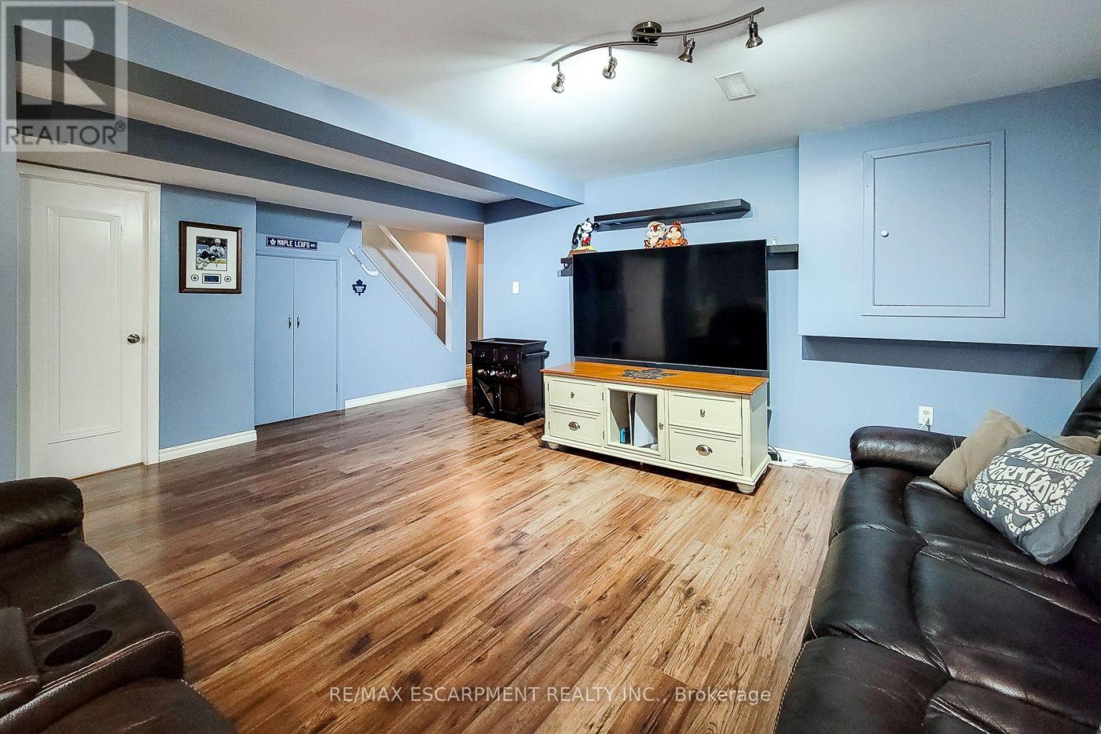 Photo 46 of 76 Baxter Crescent, Thorold ON