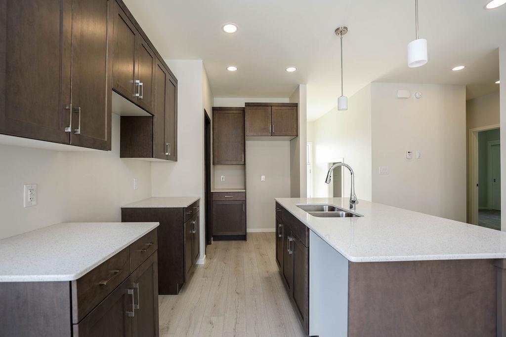 Photo 2 of 87 Loggerhead Road, Winnipeg MB