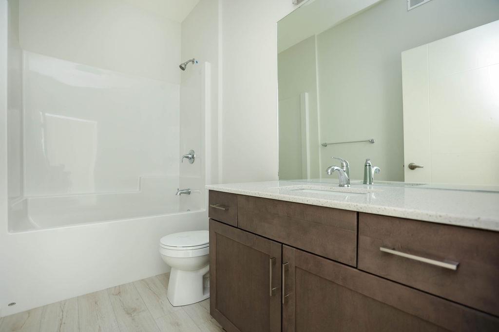 Photo 18 of 87 Loggerhead Road, Winnipeg MB