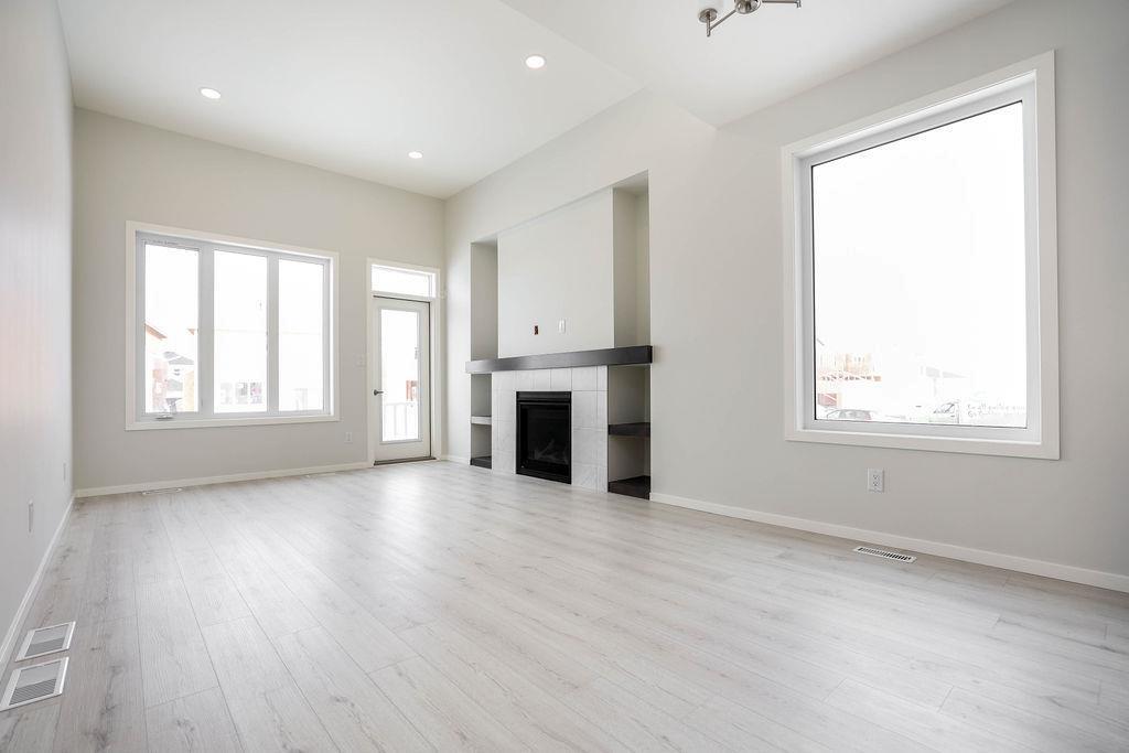 Photo 7 of 87 Loggerhead Road, Winnipeg MB