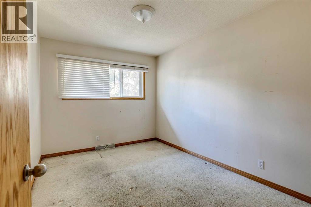 Multi-family House Bungalow for Sale in   Avenue SW Windsor Park Calgary 
