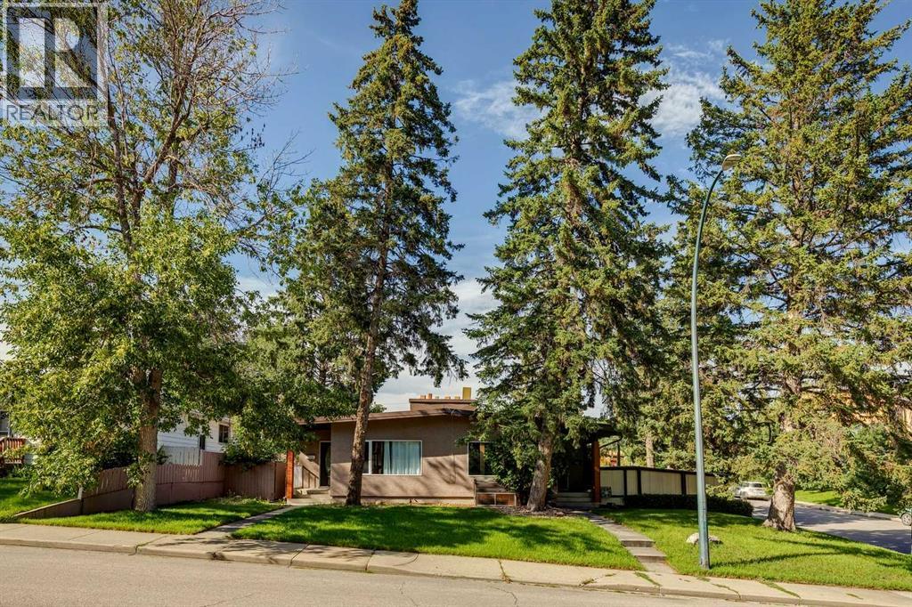 Multi-family House Bungalow for Sale in   Avenue SW Windsor Park Calgary 