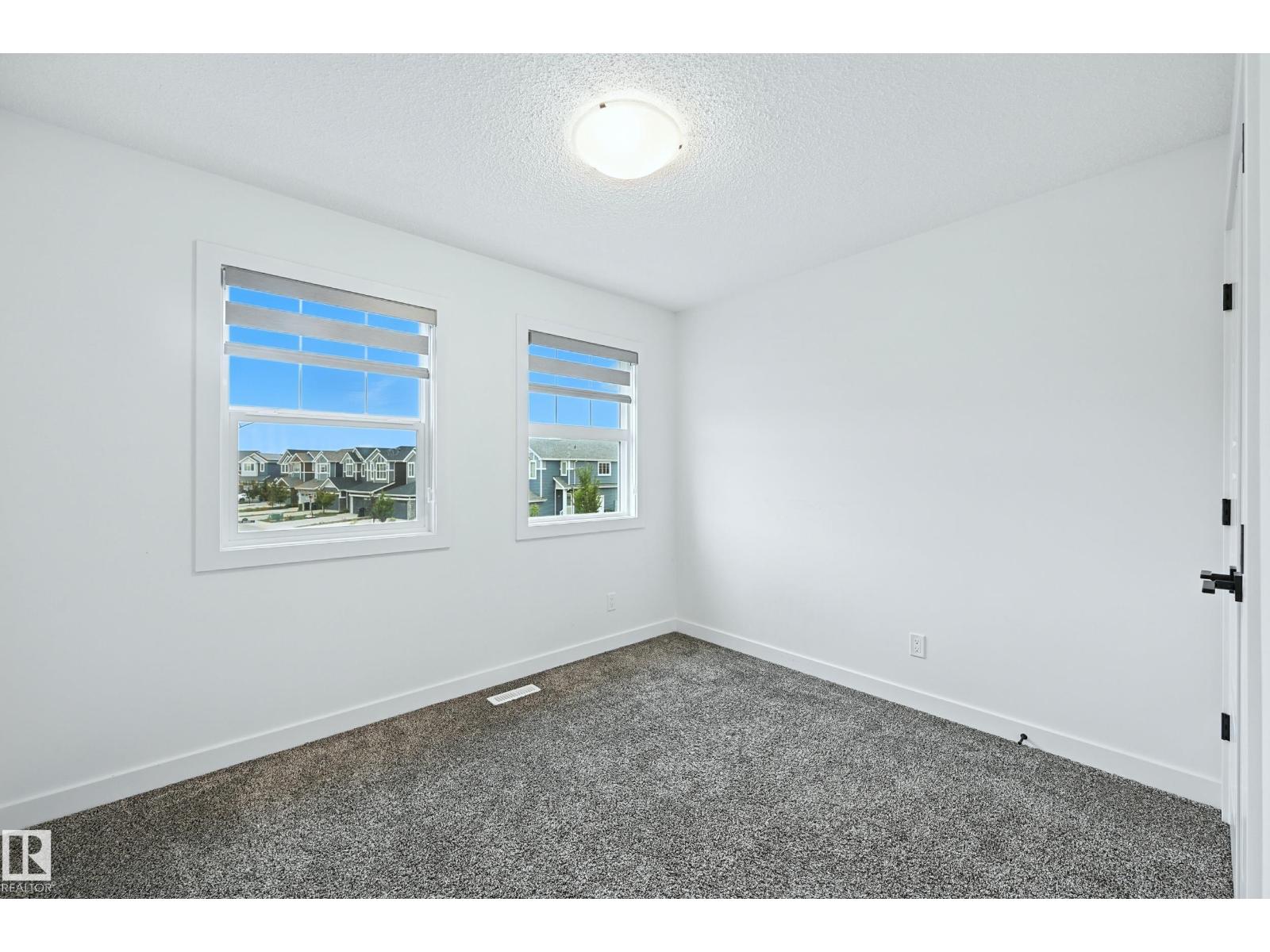 Photo 19 of 16603 31 Av Sw, Edmonton AB