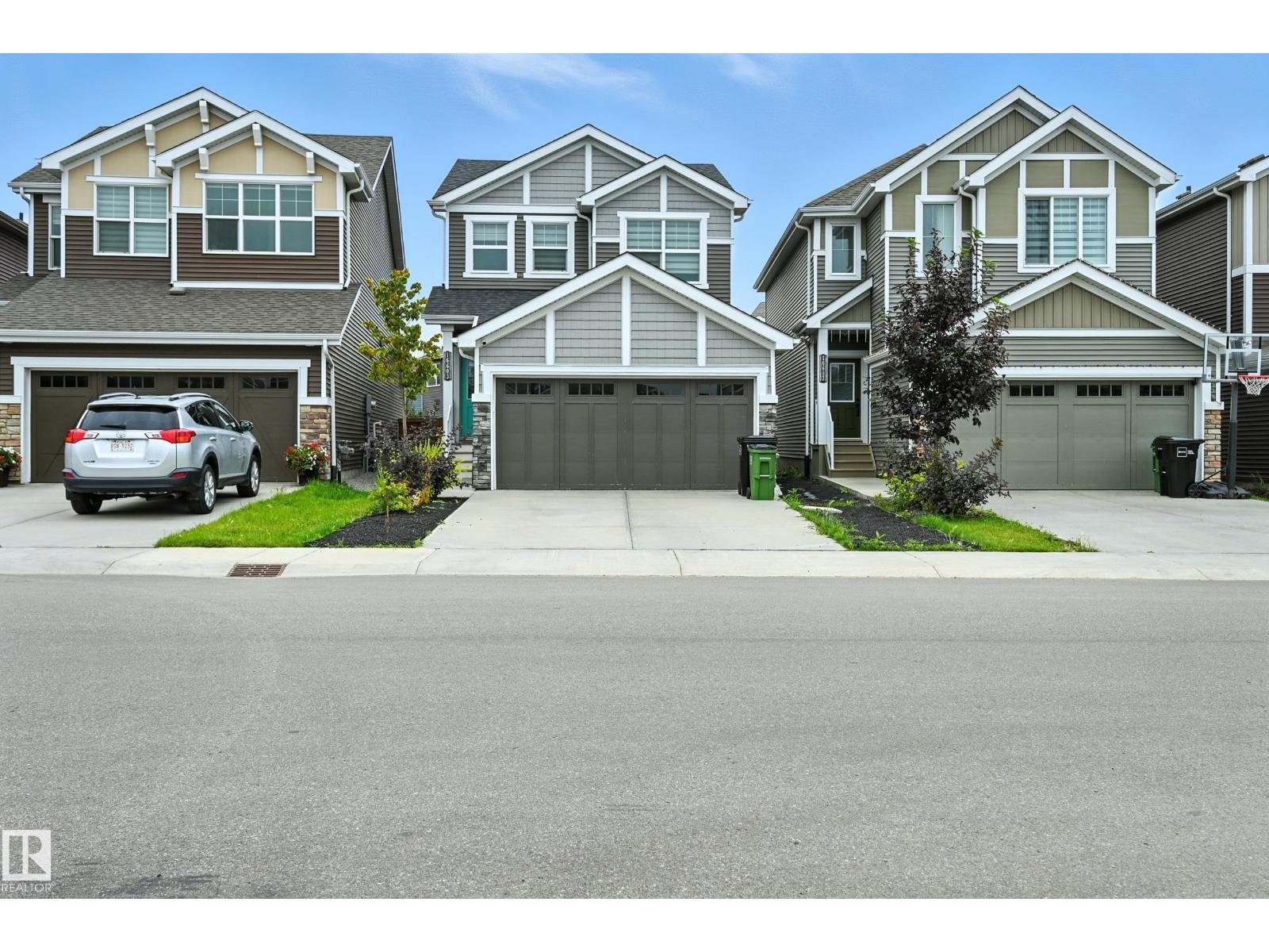 Photo 31 of 16603 31 Av Sw, Edmonton AB