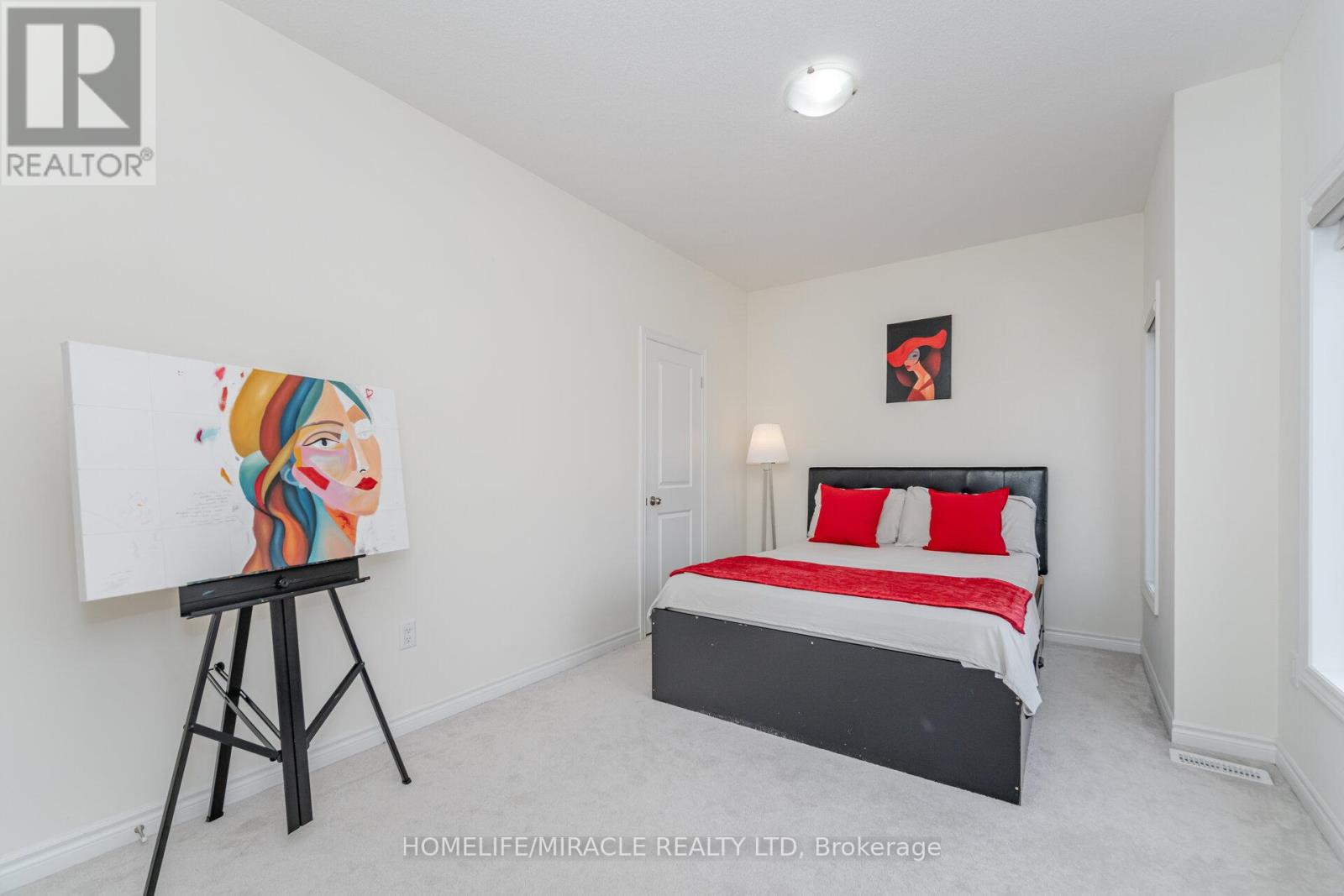 Photo 11 of 7 Aldenham Street, Brampton ON