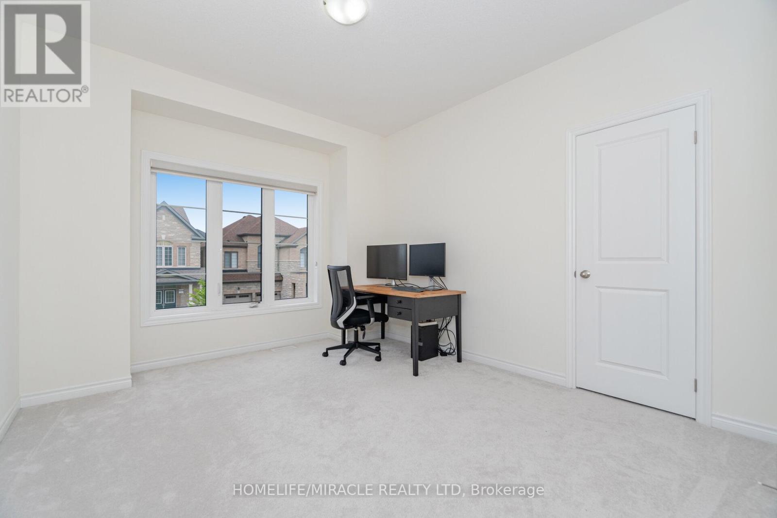Photo 34 of 7 Aldenham Street, Brampton ON