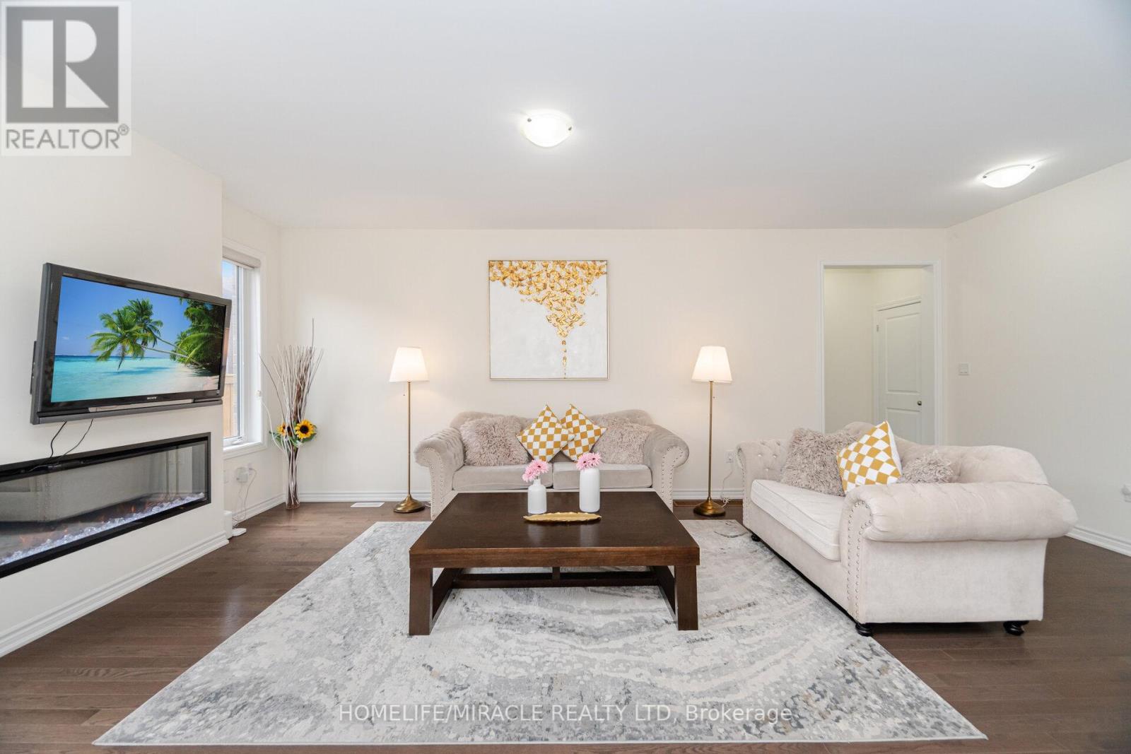 Photo 33 of 7 Aldenham Street, Brampton ON