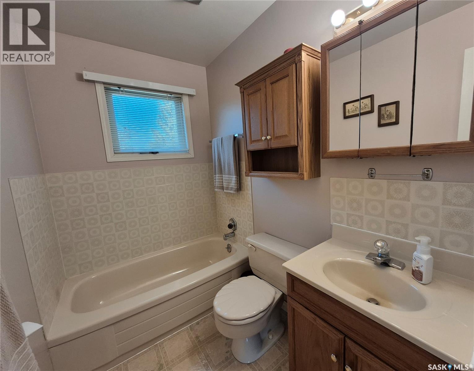 Photo 18 of Gader Acreage, Coulee Rm No 136 SK