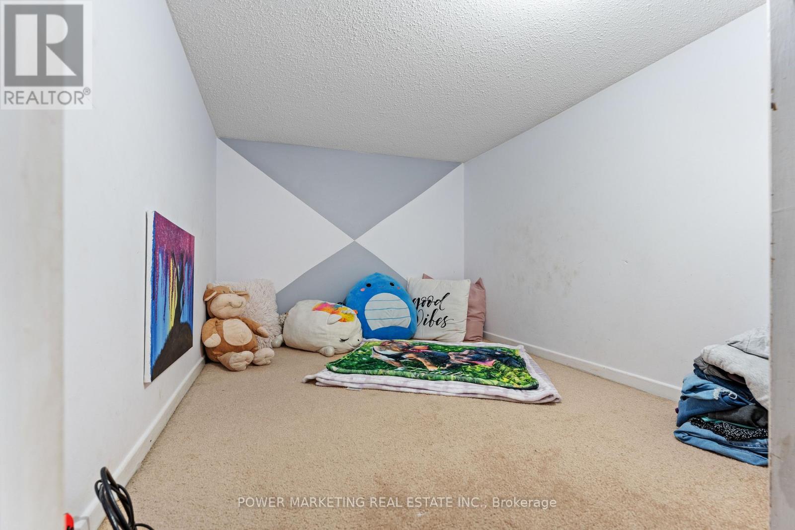 Photo 26 of 1809 Chopin Place, Ottawa ON