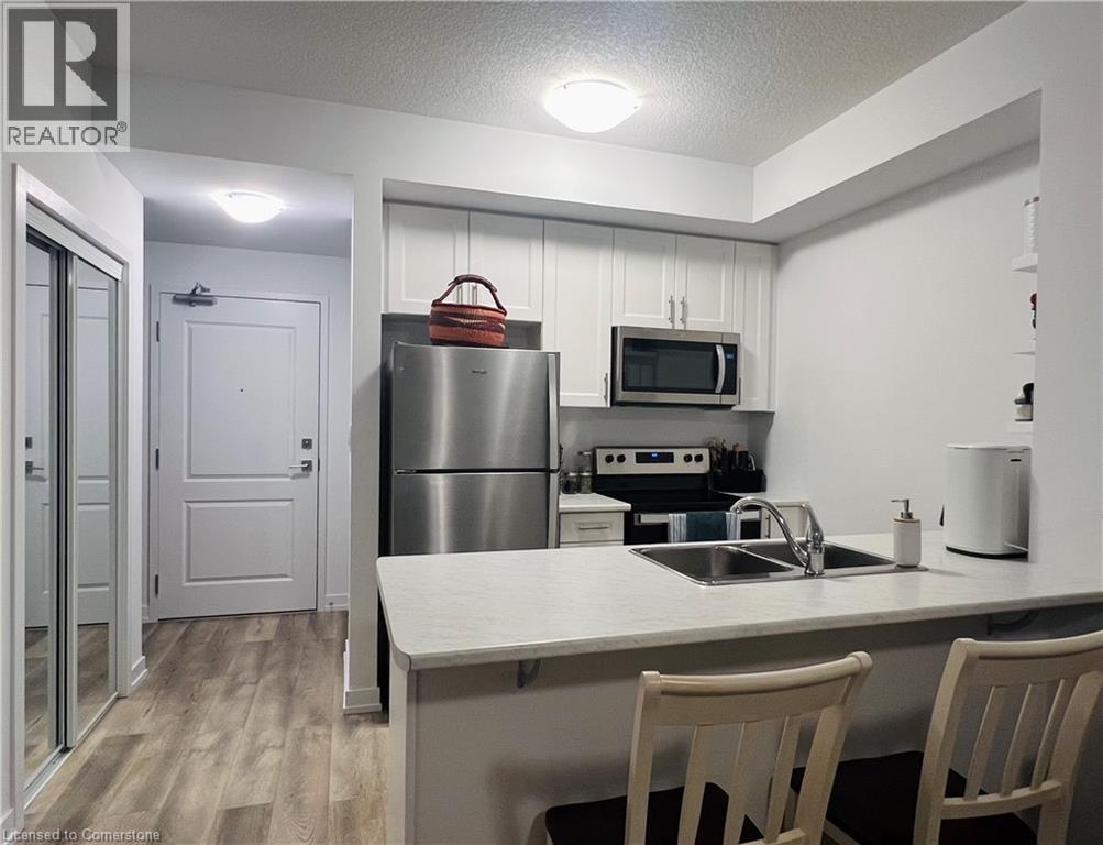 Photo 13 of 470 Dundas Street E Unit 215, Waterdown ON