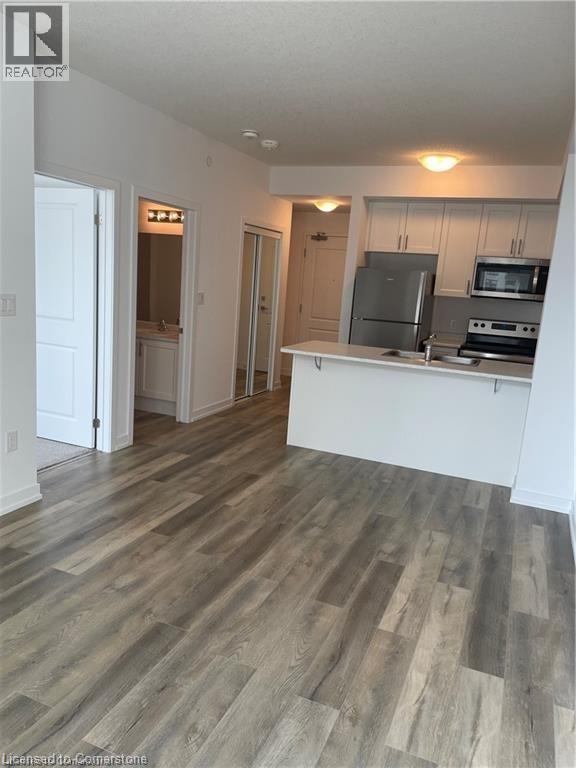 Photo 8 of 470 Dundas Street E Unit 215, Waterdown ON
