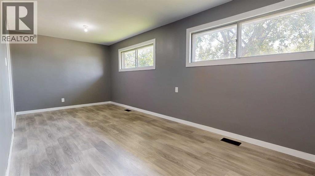 Photo 9 of 9514 99 Avenue, Grande Prairie AB