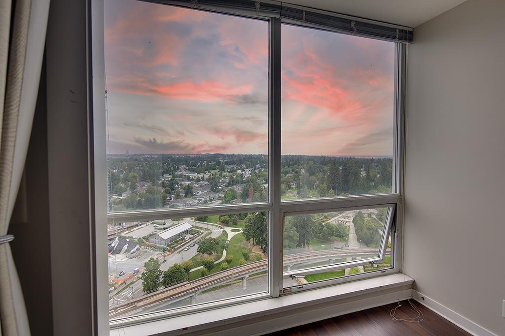 Photo 11 of 2510 13618 100 Avenue, Surrey BC