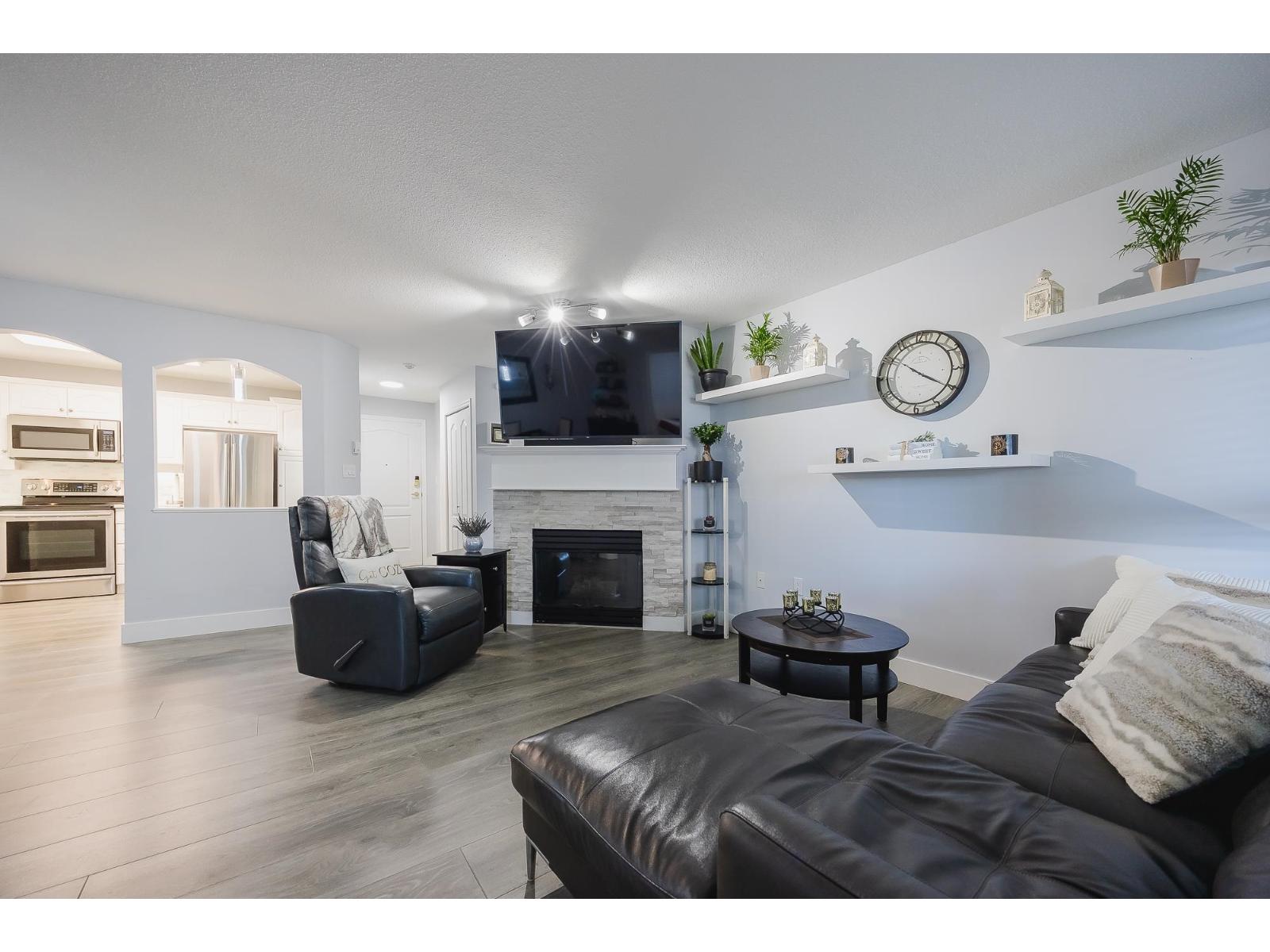 Photo 16 of 104 17727 58 Avenue, Surrey BC
