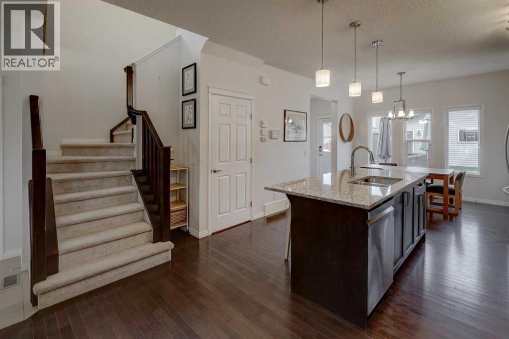 Photo 5 of 149 Hillcrest Avenue, Airdrie AB