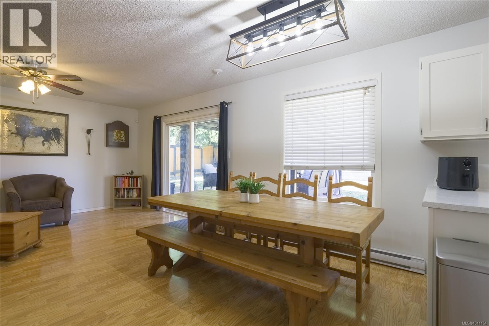 Photo 10 of 6144 Edgehill Pl, Duncan BC