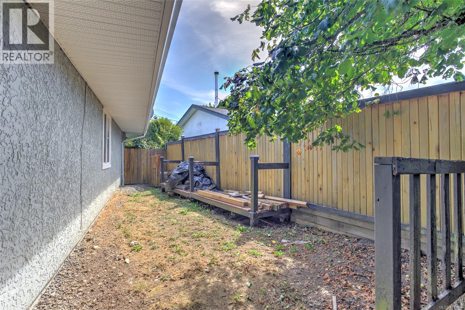 Photo 27 of 6144 Edgehill Pl, Duncan BC
