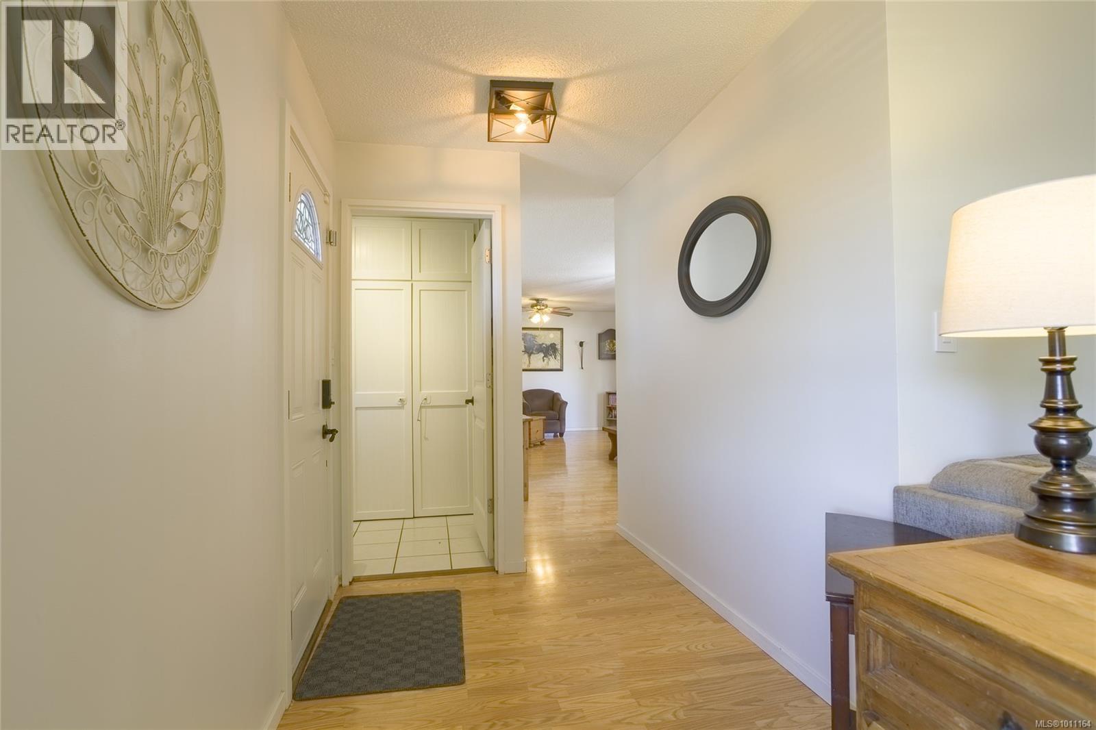 Photo 6 of 6144 Edgehill Pl, Duncan BC